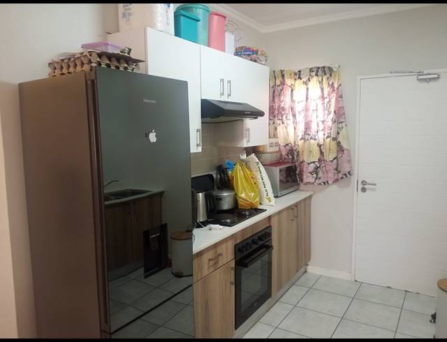 2 BEDROOM SECTIONAL TITLE FOR SALE IN LILIANTON